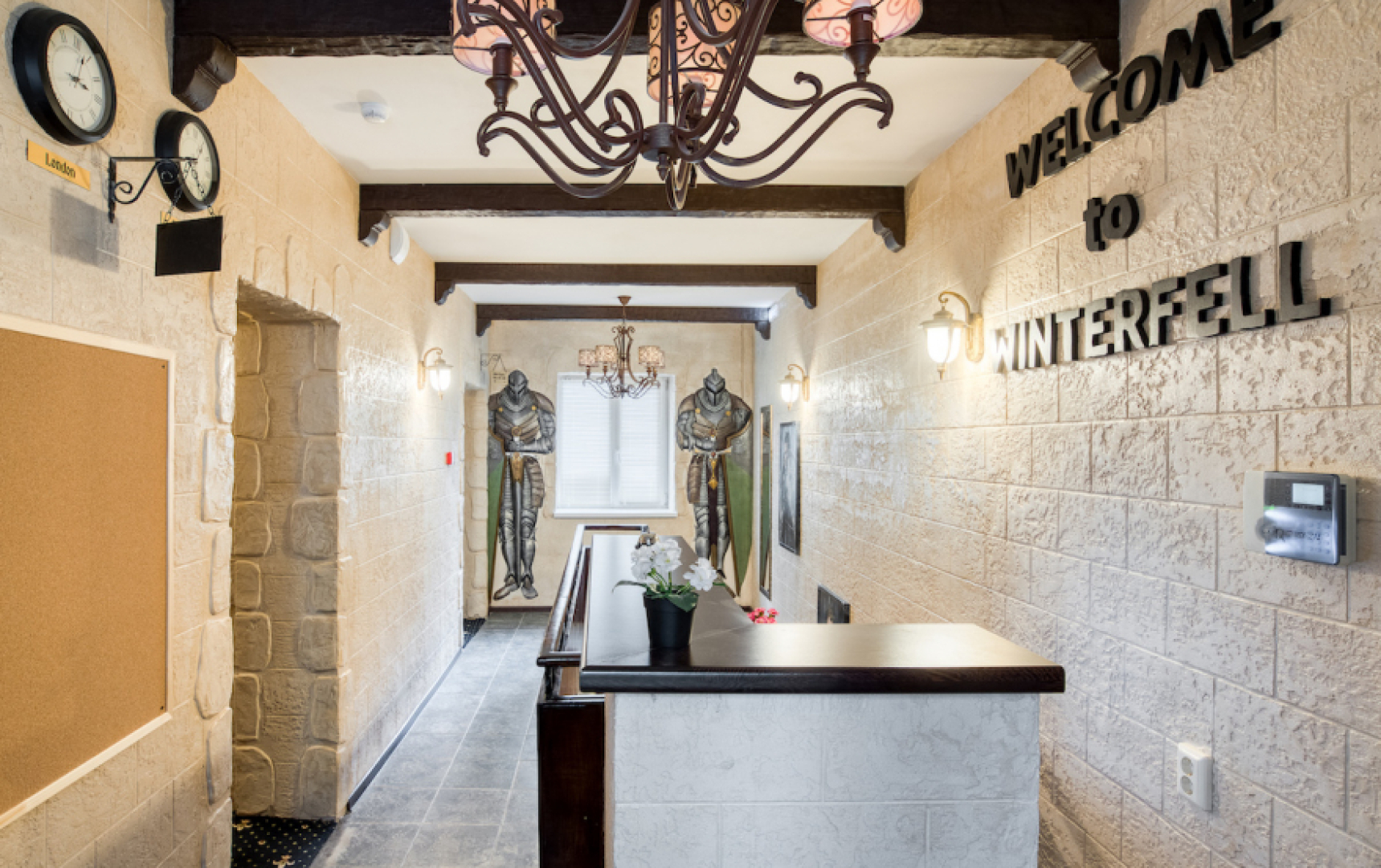 Отель Винтерфелл  Старый Арбат