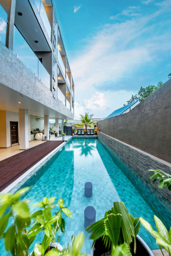 Отель Sky Beach