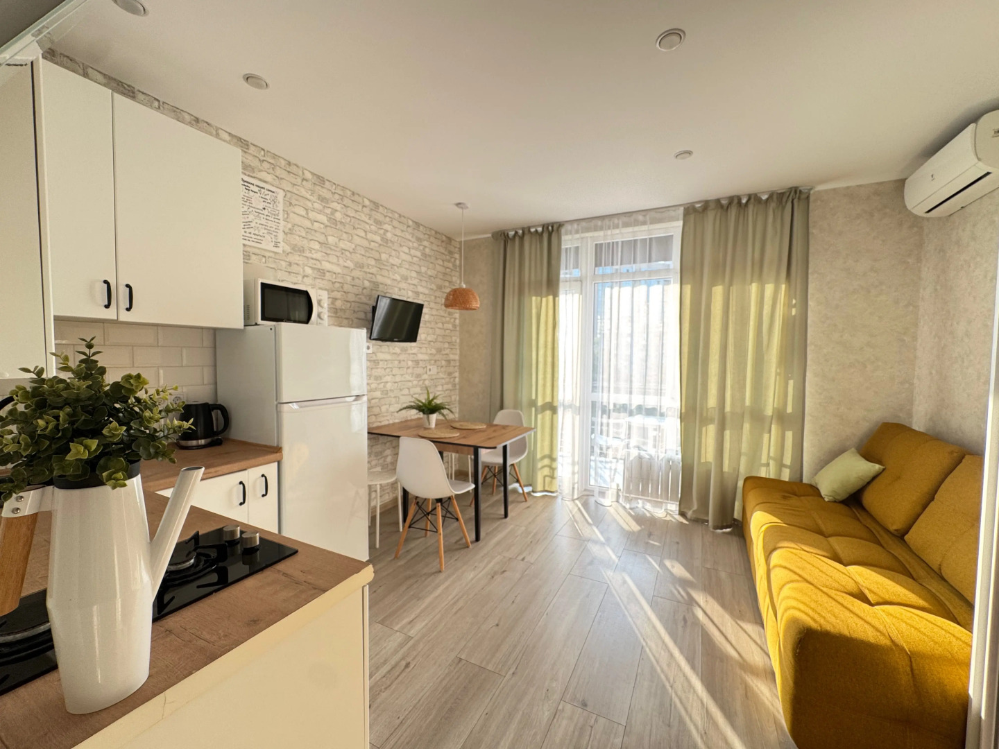 Квартира с мансардой в 100м от моря