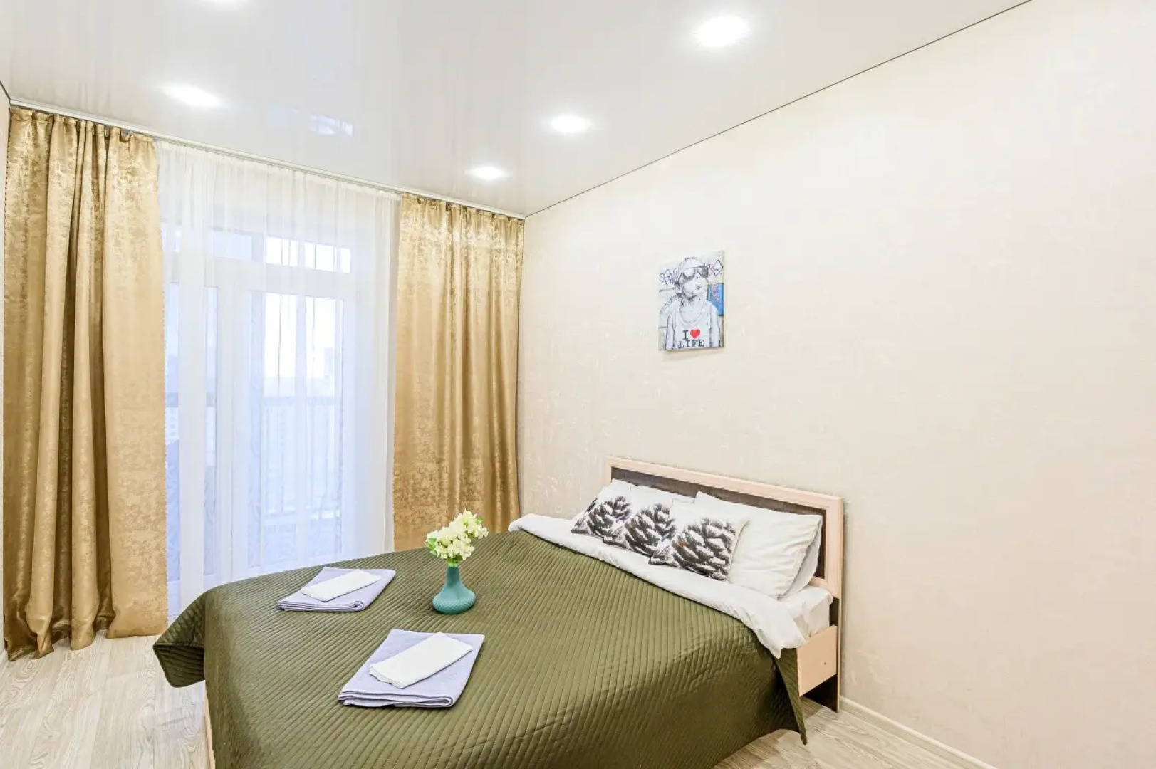 Апартаменты Stepanenkov на Большевистской 32 на 13 этаже