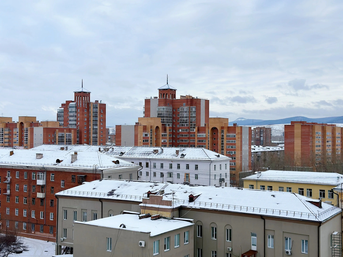 Квартира Уютная квартира напротив ТЮЗа