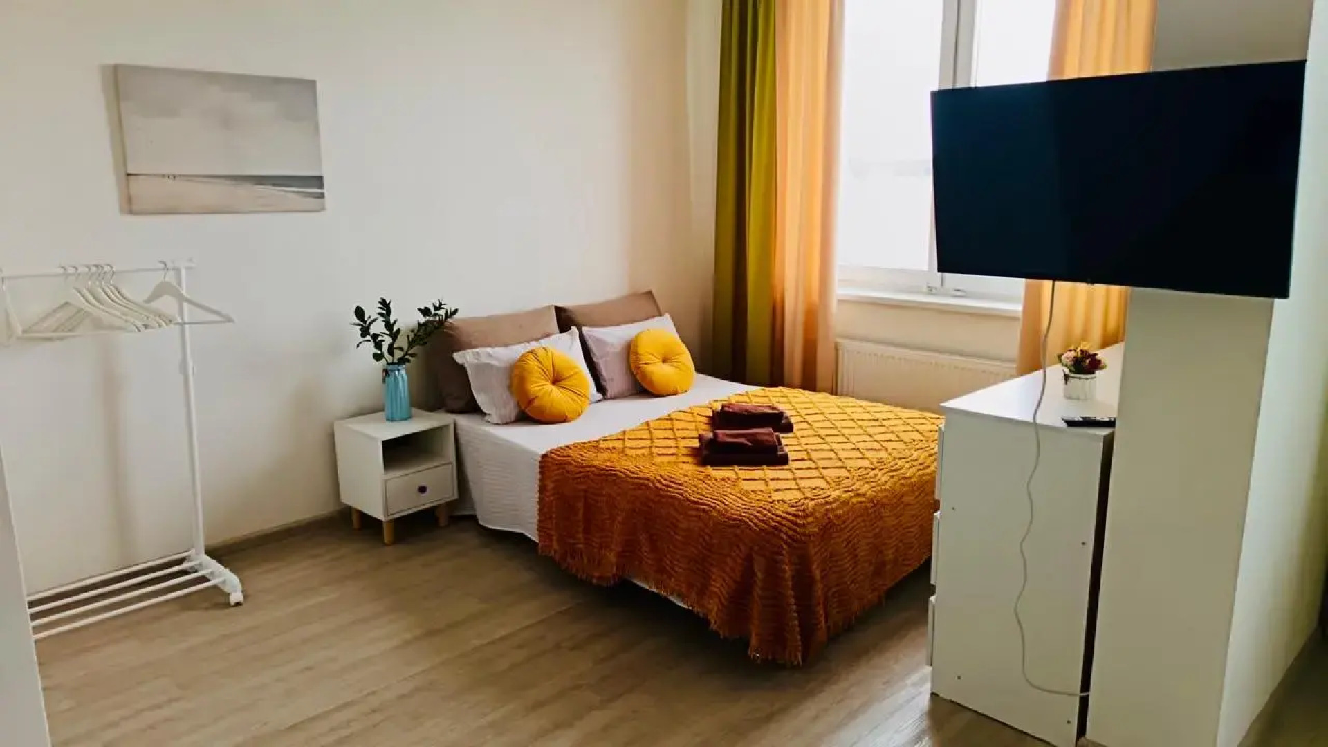 Апартаменты Студия на Краснолесья