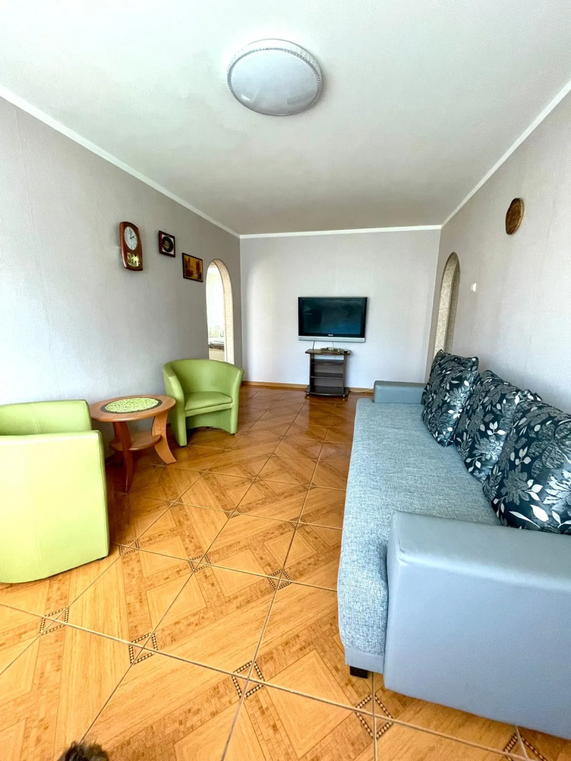 Апартаменты на Хмельницкого