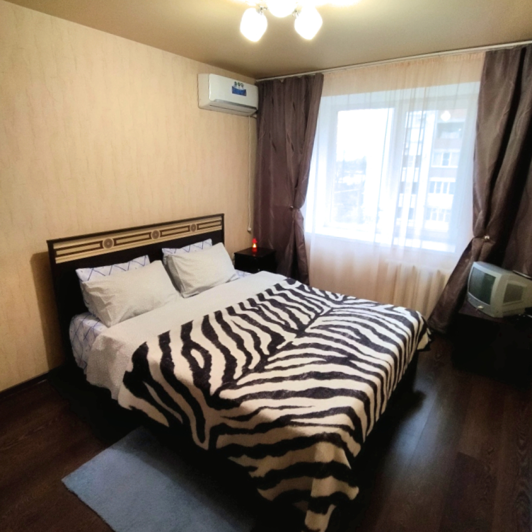 Апартаменты Квартира на Октябрьской 215/1