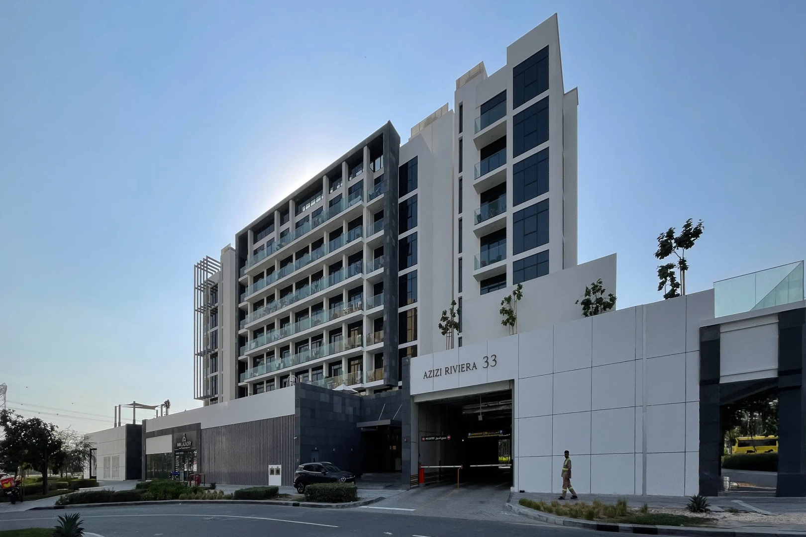 Апартаменты Bright and cozy studio with balcony in Azizi Riviera 33