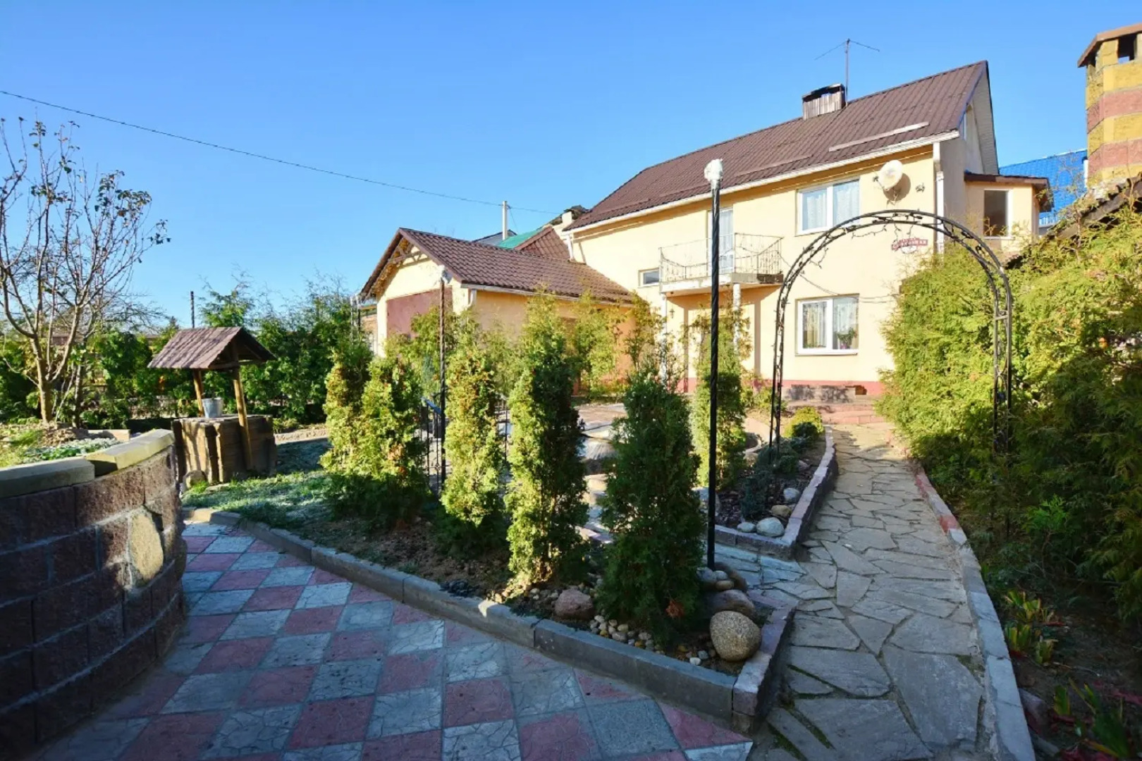 Частный Дом под Липой