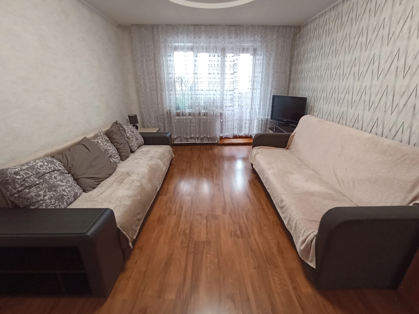 Апартаменты 2х комнатные на Конева 20