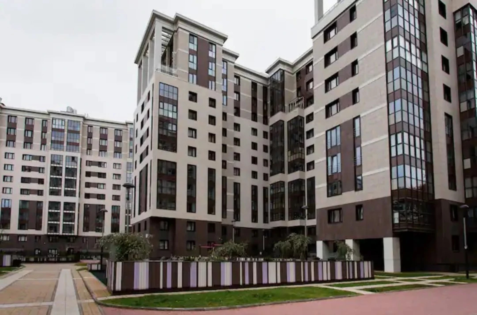 Апартаменты Cozy River and Park View Apartment