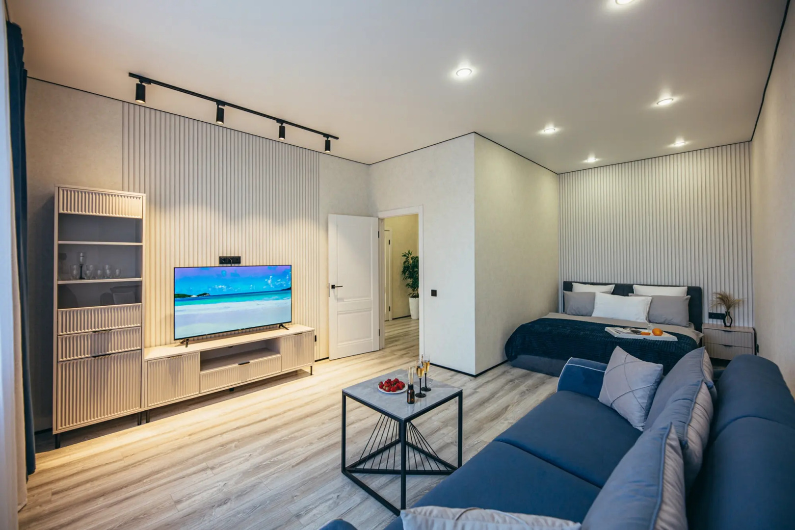 Квартира центр дистанционный заезд у Южного вокзала.