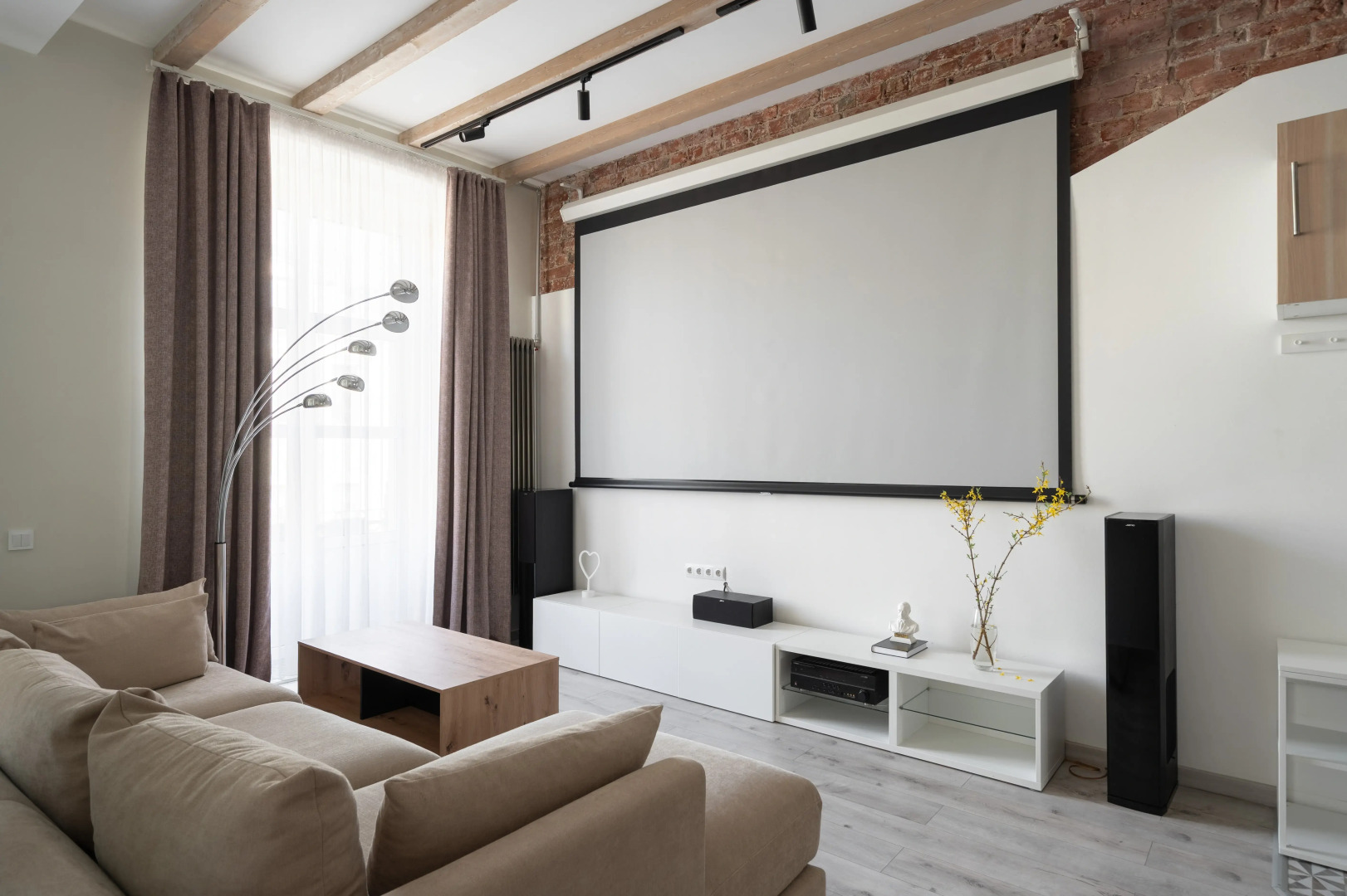 Апартаменты LetYourFlat Cinema