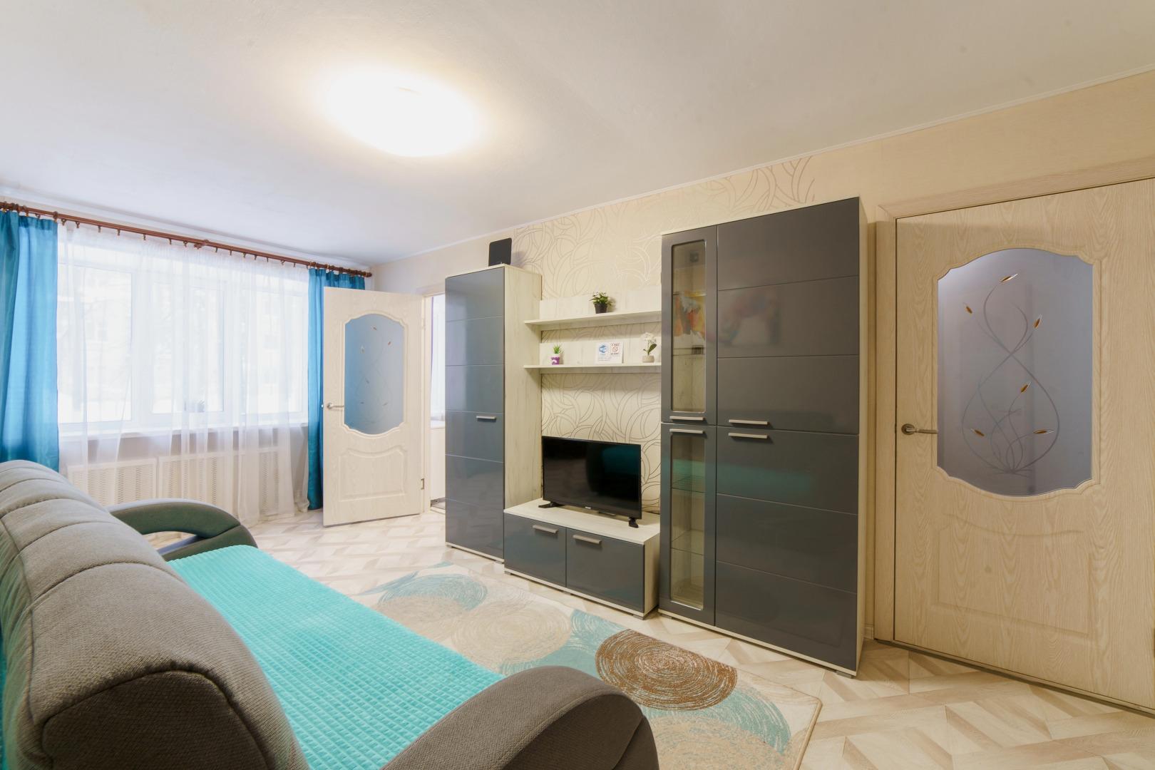 Апартаменты Короленко 19