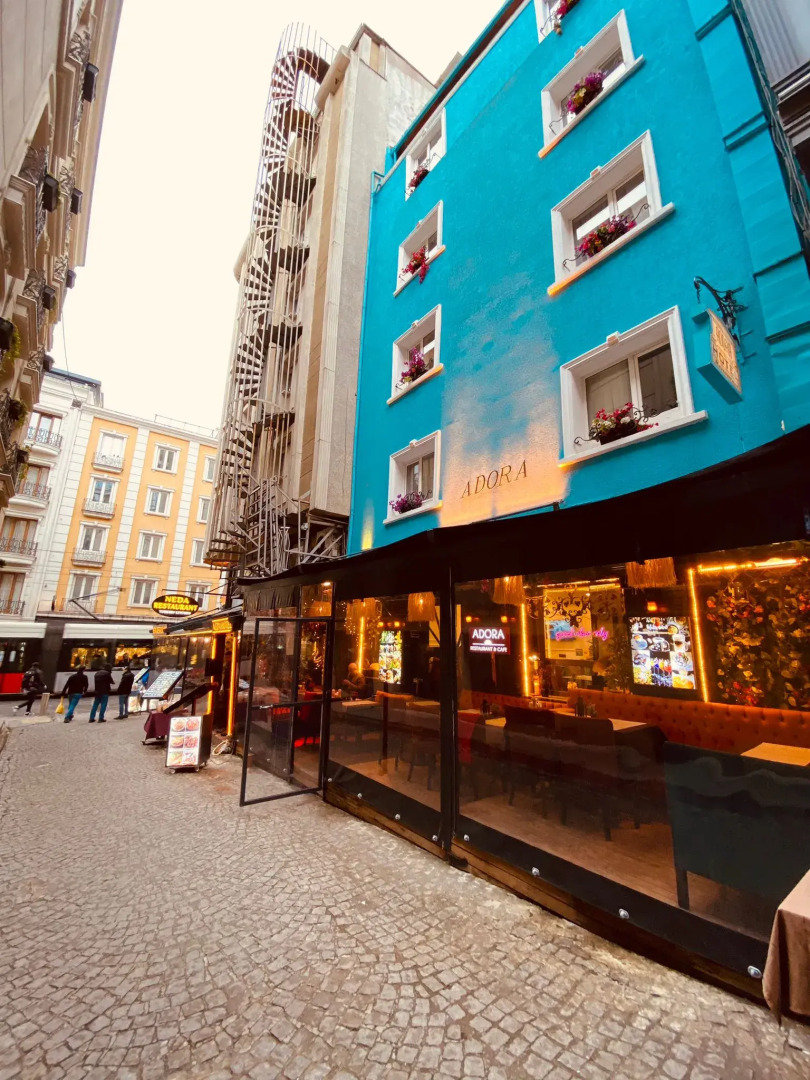 Adora Hotel Cafe & Restaurant