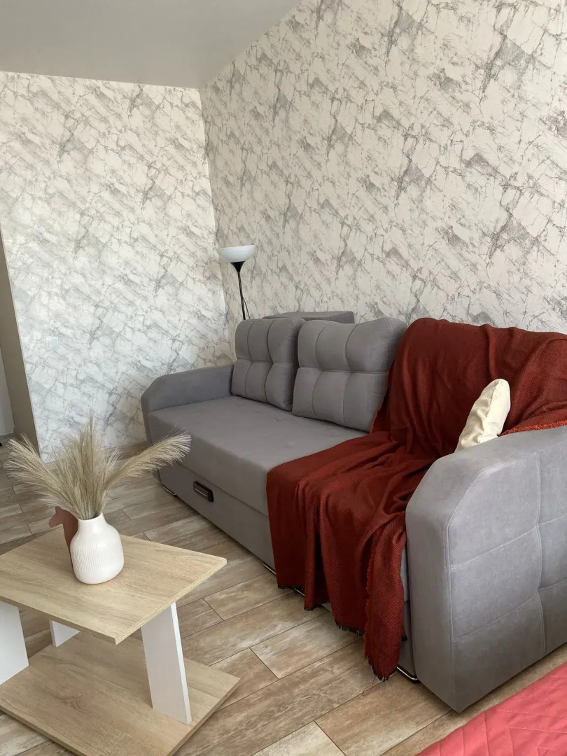 Квартира Happy House 70 лет Октября 3