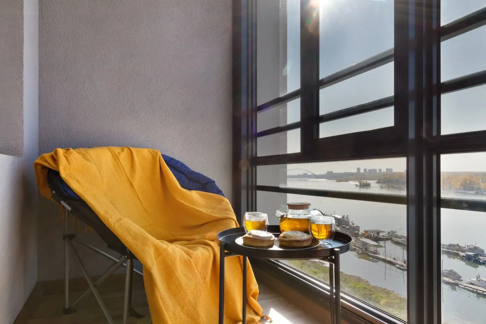 Апартаменты на набережной солнечный берег