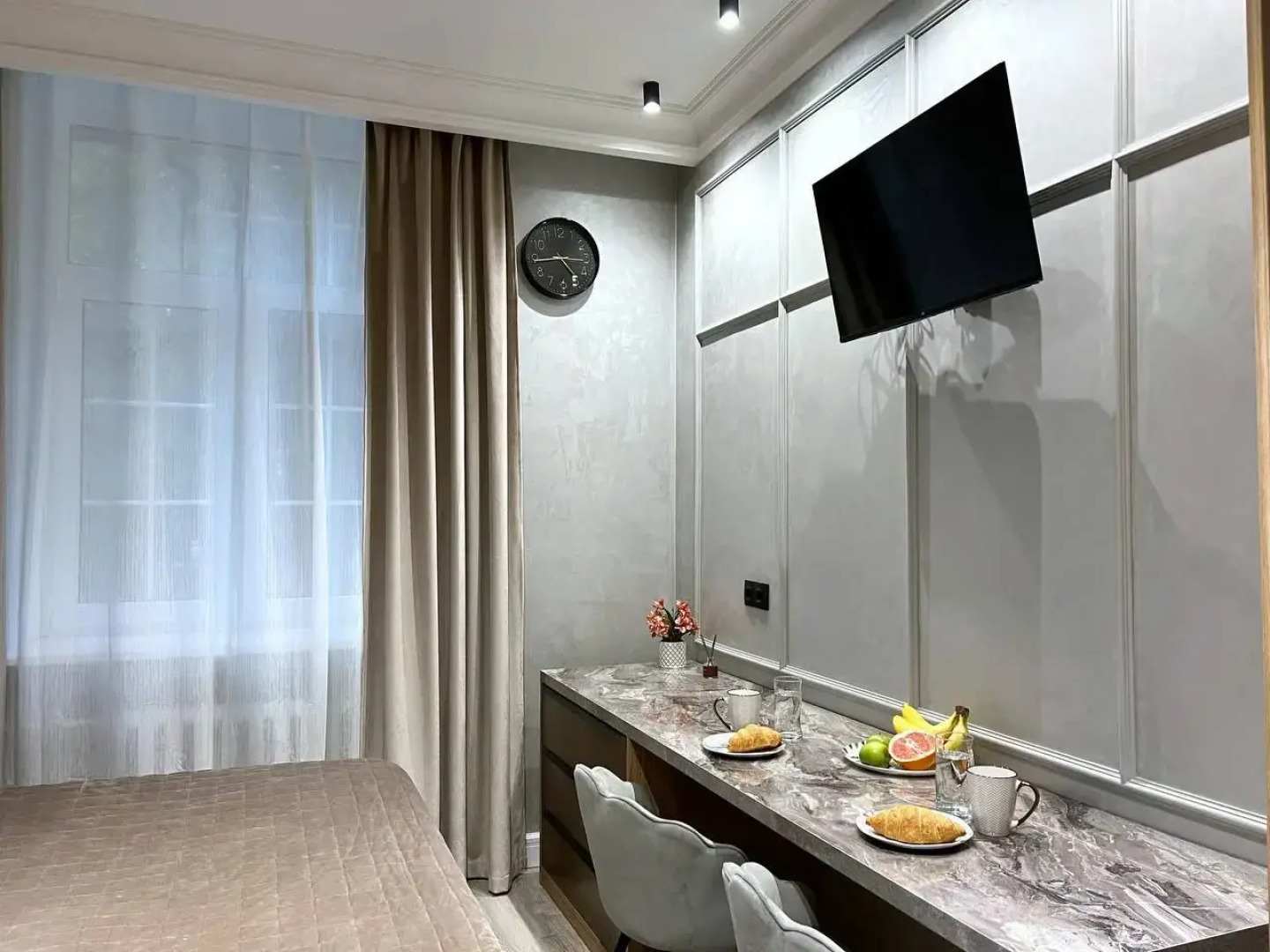 Апартаменты Light Beige у метро Окружная