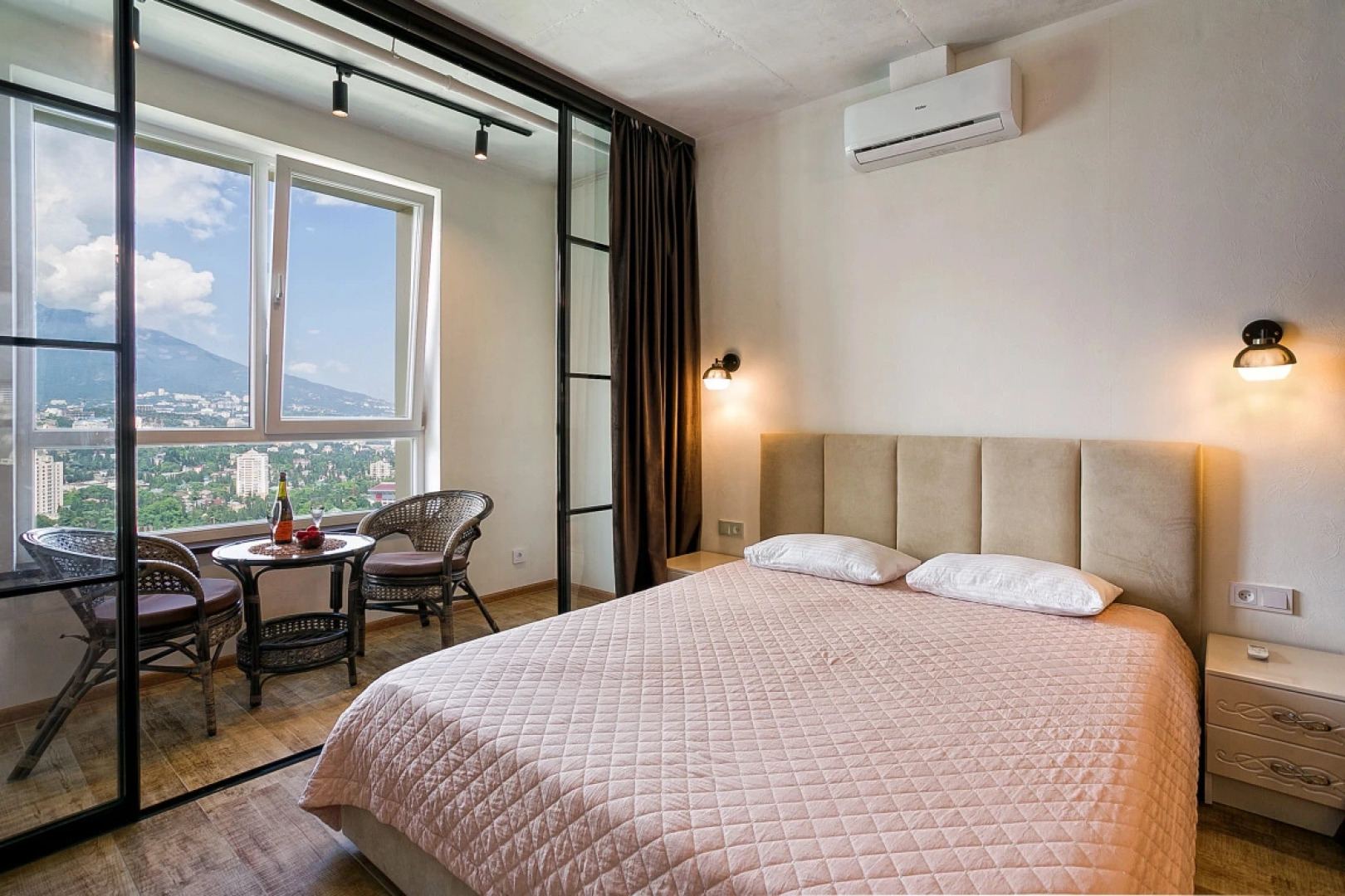 Апартаменты Ялта Алмаз 11