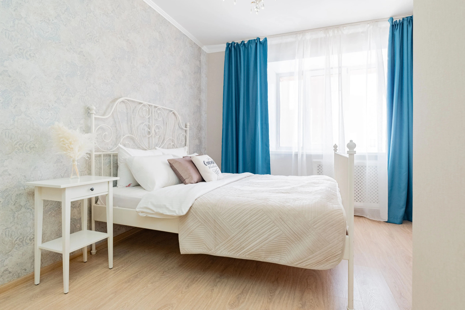 Апартаменты Петровские на А.Иванова 27