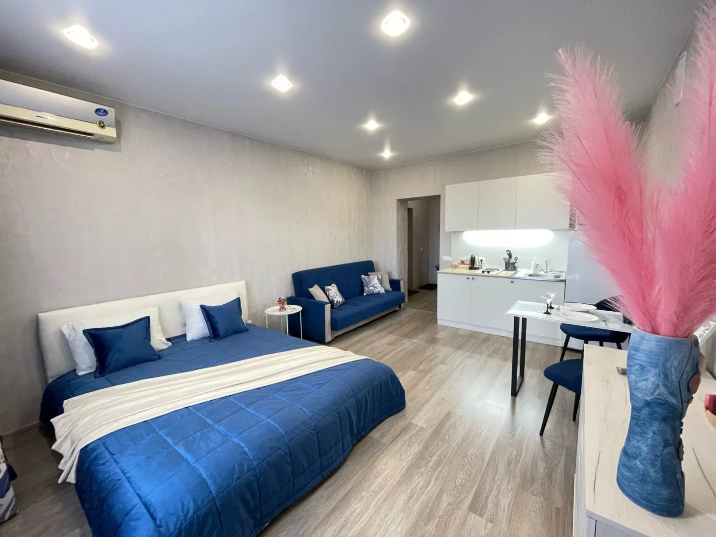 Квартира на Короленко 8/2