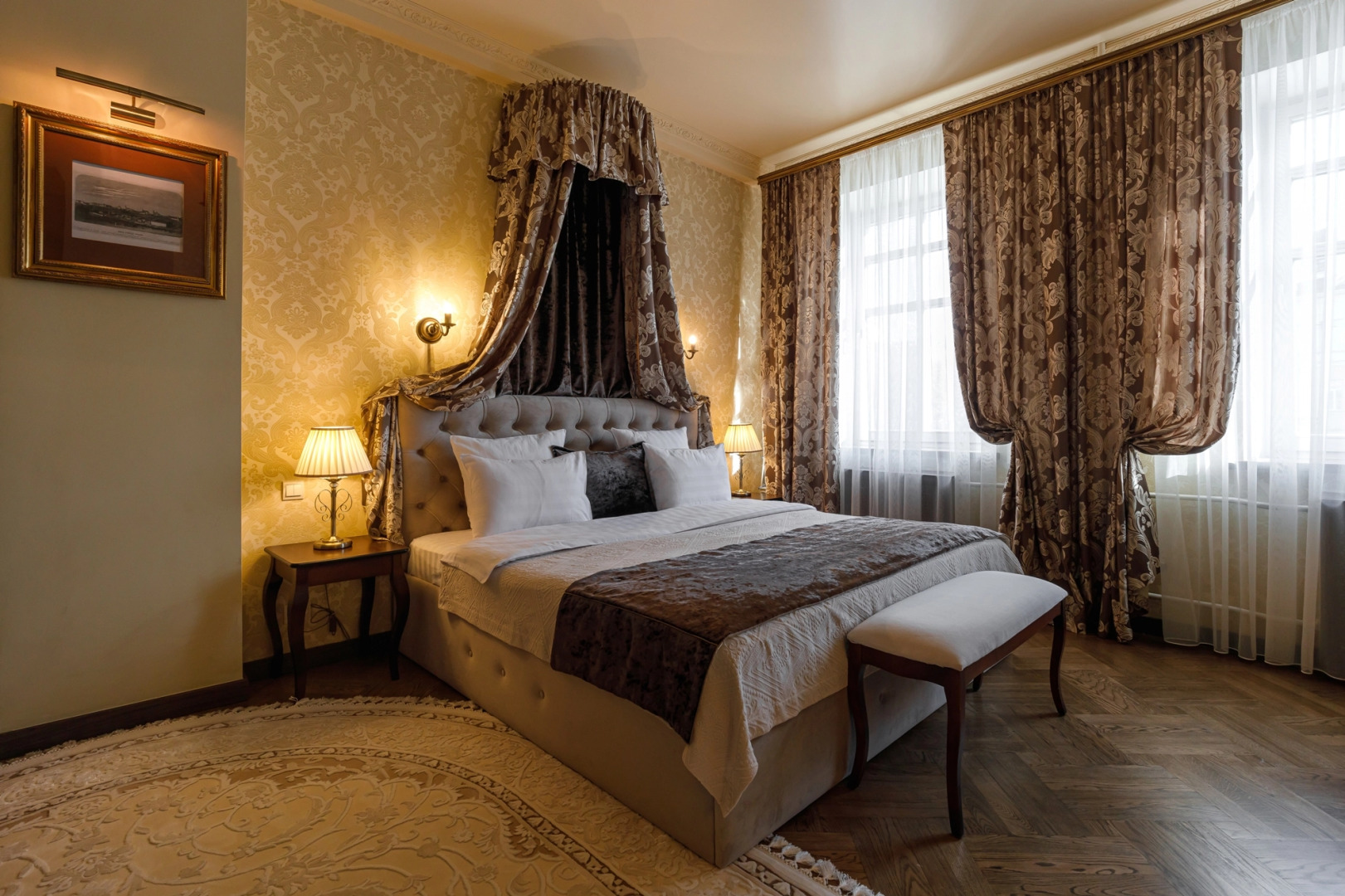 ЕвроУют Апартаменты в Классическом Стиле в центре города