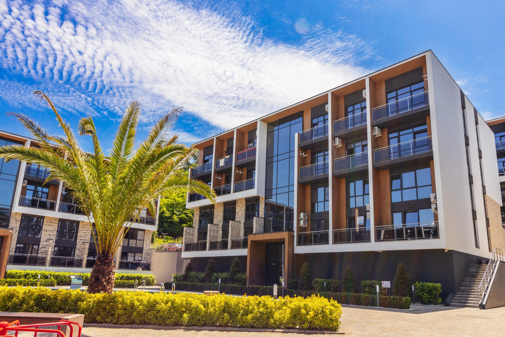 Апартаменты 2 Orange Apart с бассейном во дворе