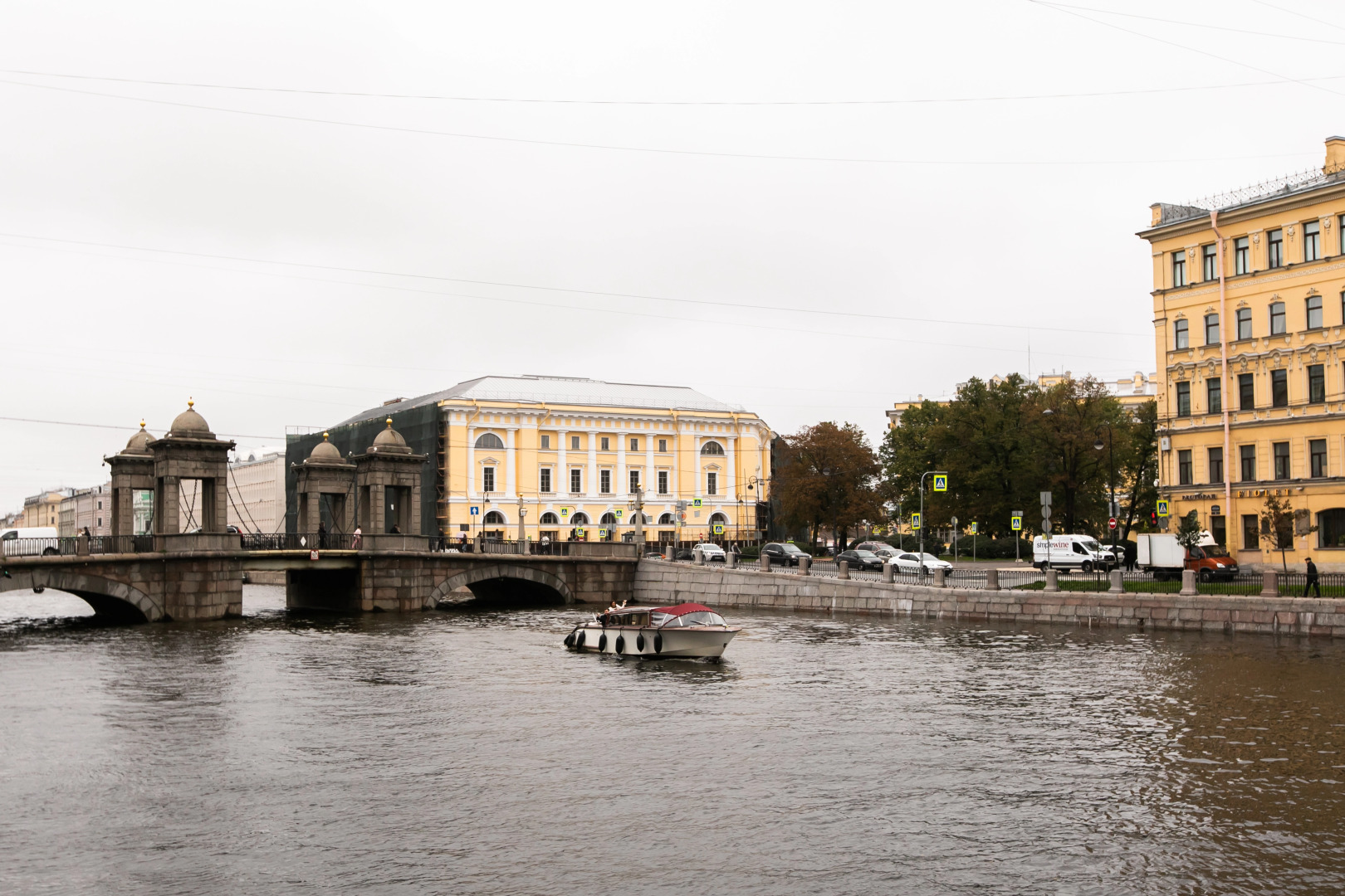 Апартаменты Fontanka-Apartments