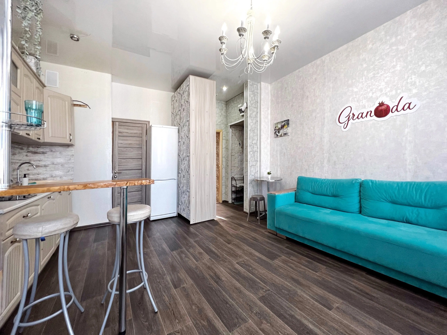 Апартаменты Granada Отличные апартаменты формата Евротрешки в самом центре города