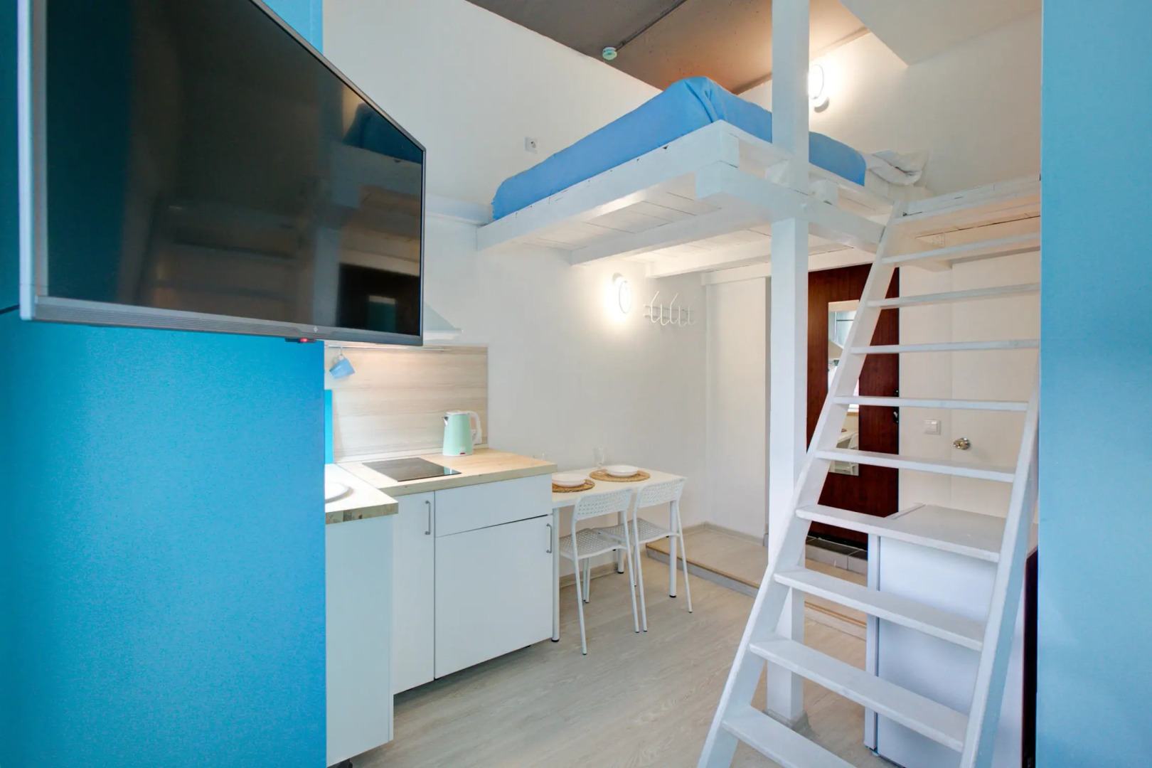 Квартира Домиго Двухуровневая Cтудия Pядом с Bодохранилищем