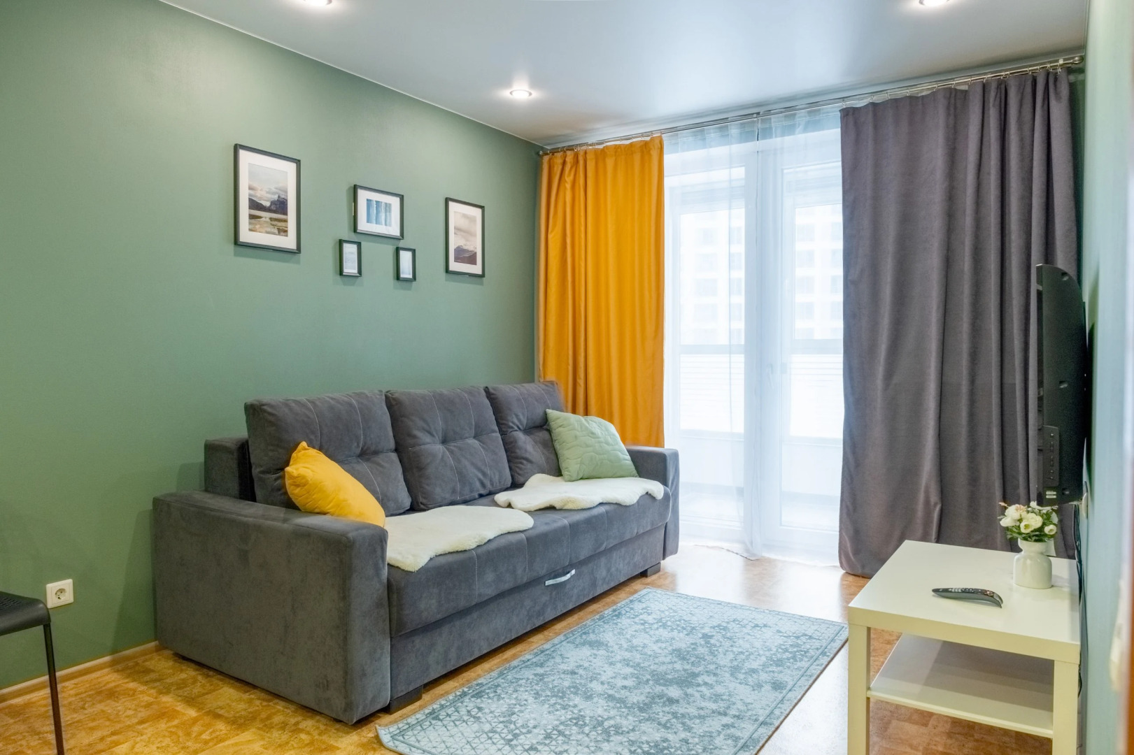 Апартаменты студия в одном из оживленных районов левого берега по улице Немировича -Данченко!