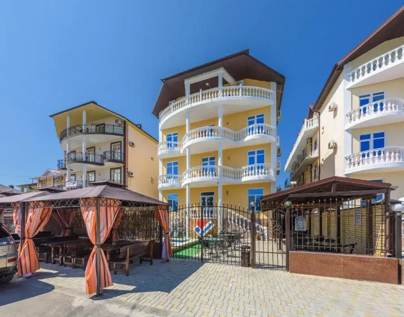 Отель Море-море