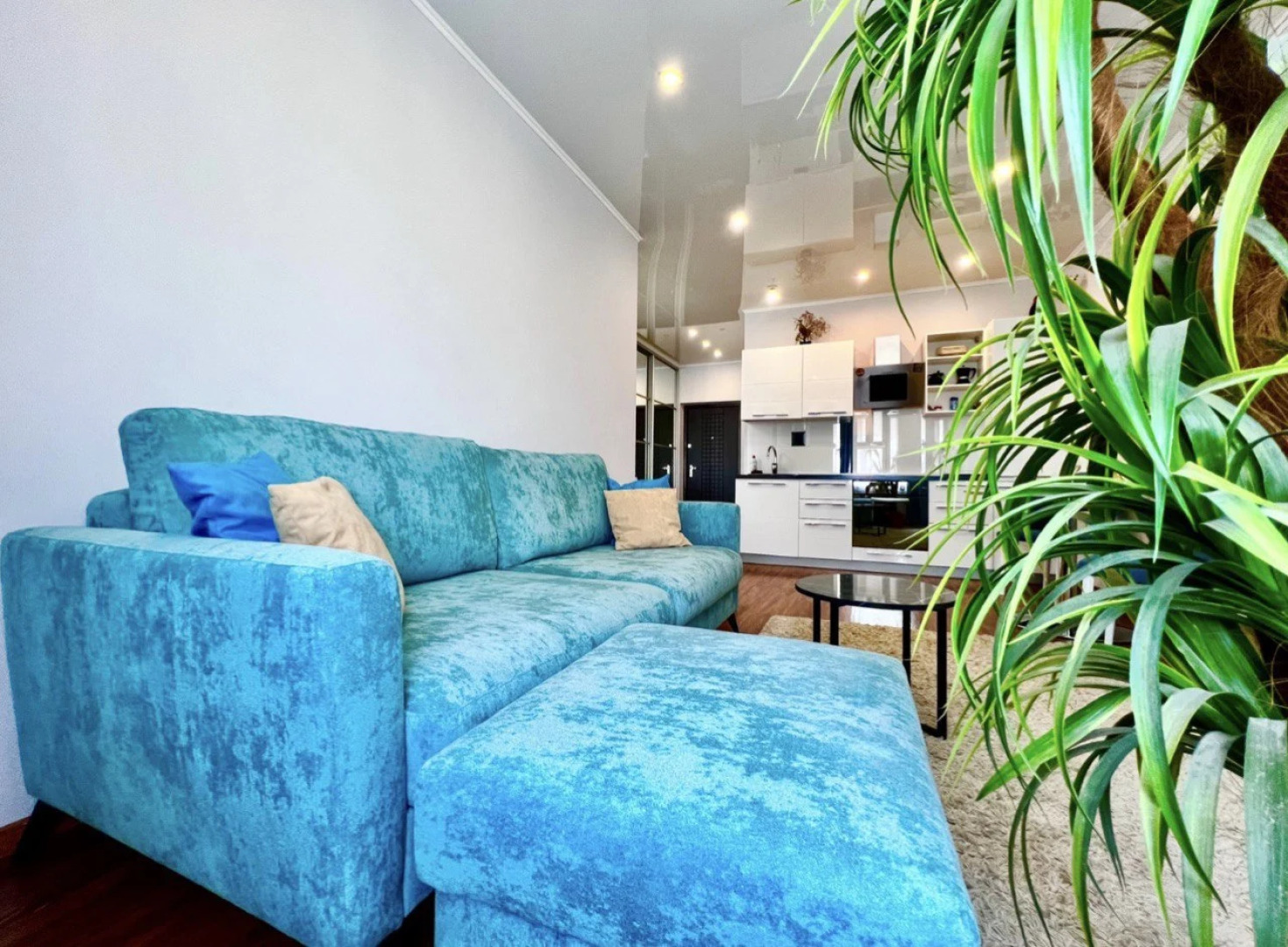 Квартира 2-комнатная, 50 м², 17/19 этаж