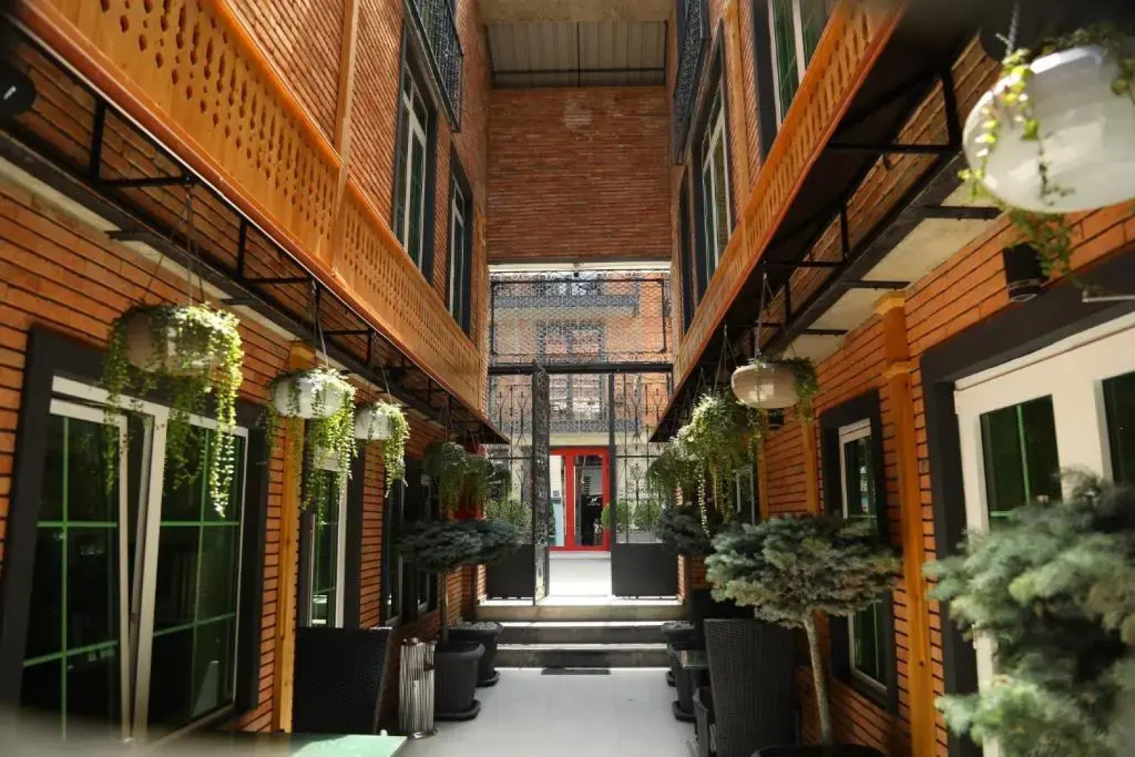 Отель Mit Tbilisi