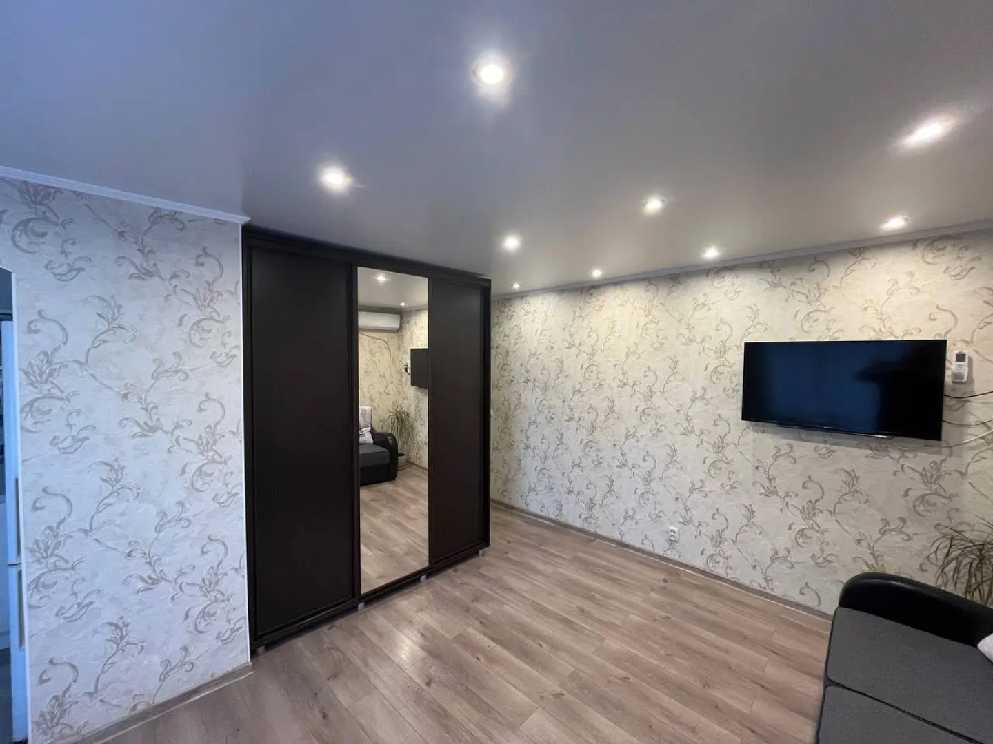 Квартира Двухкомнатная Квартира в Центре г. Калиниграда