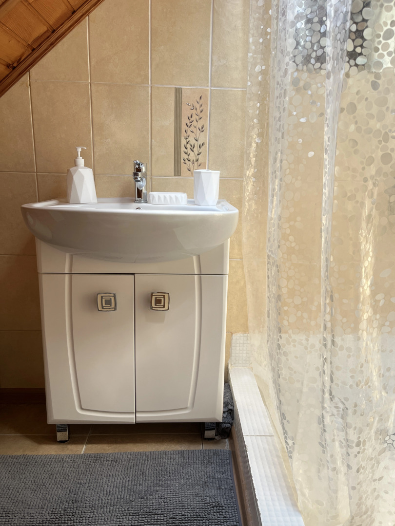 Гостевой дом под ключ на компанию до 14 человек