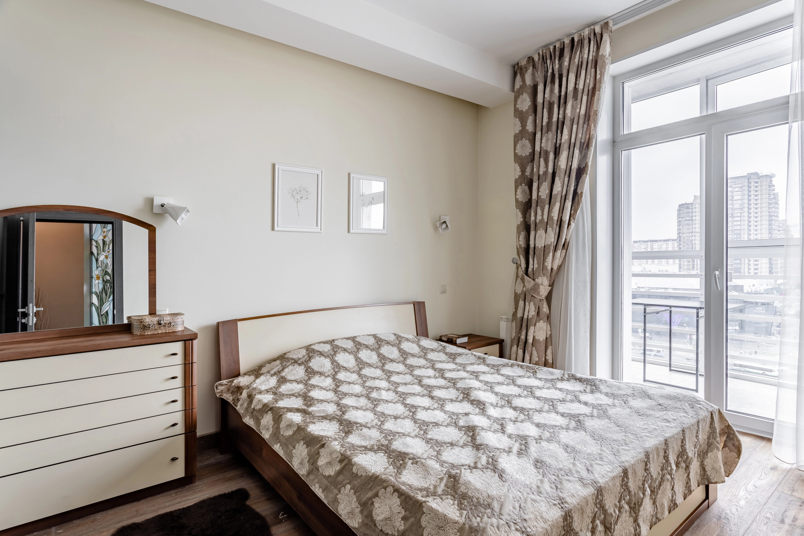 Апартаменты Alexhof on Vernadskogo