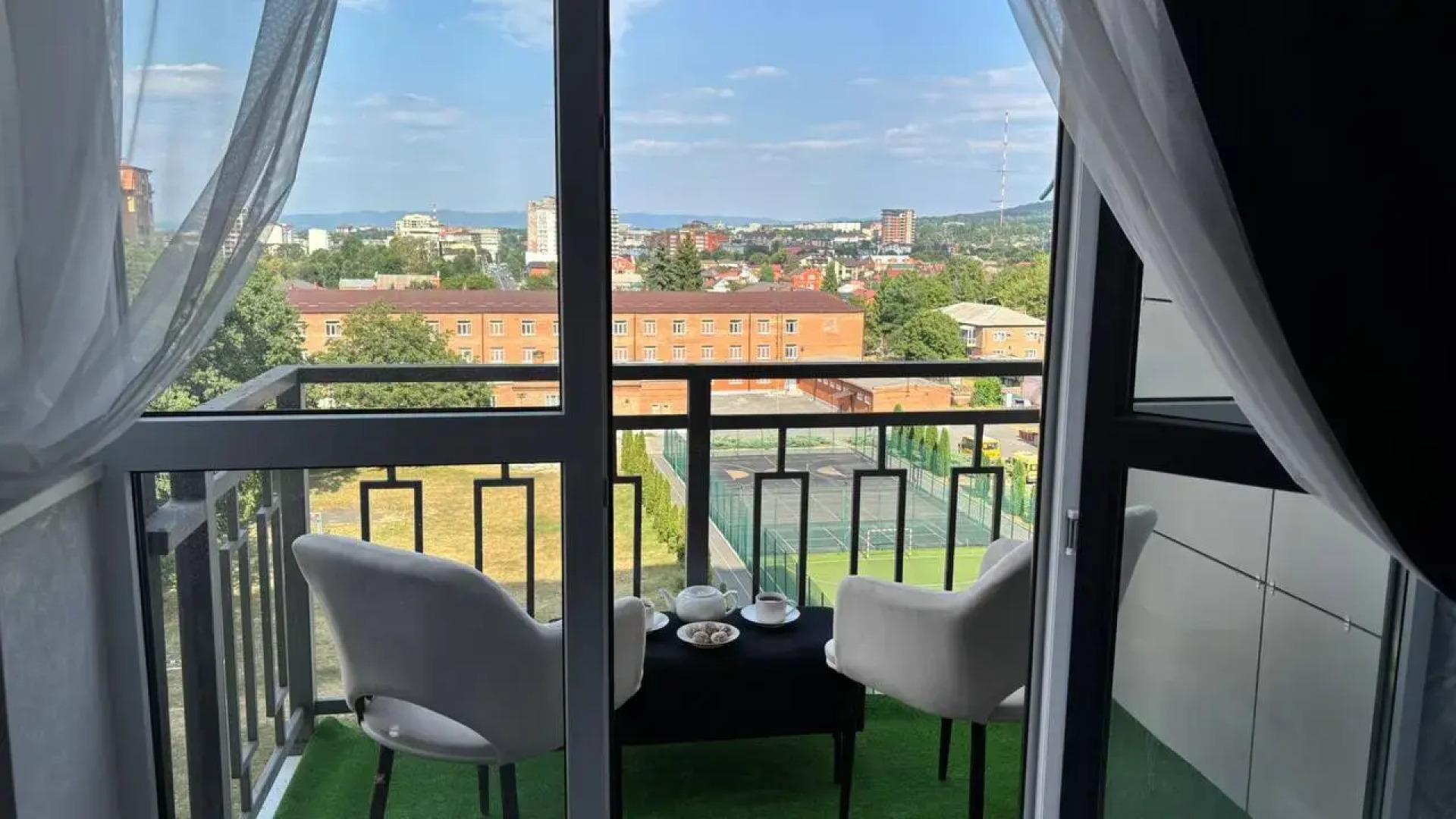 Квартира в Центре Сард 40 Вид на Горы