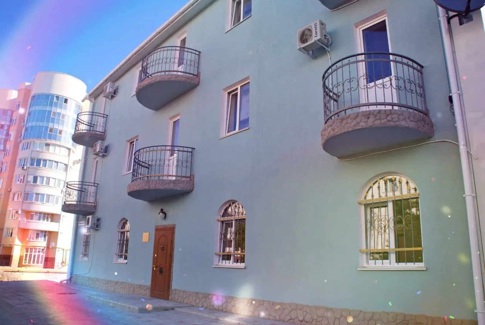 Отель «Омега-Бриз»