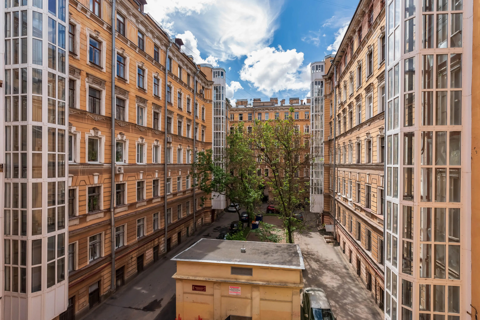 Апартаменты PinchApartments on Pestelya