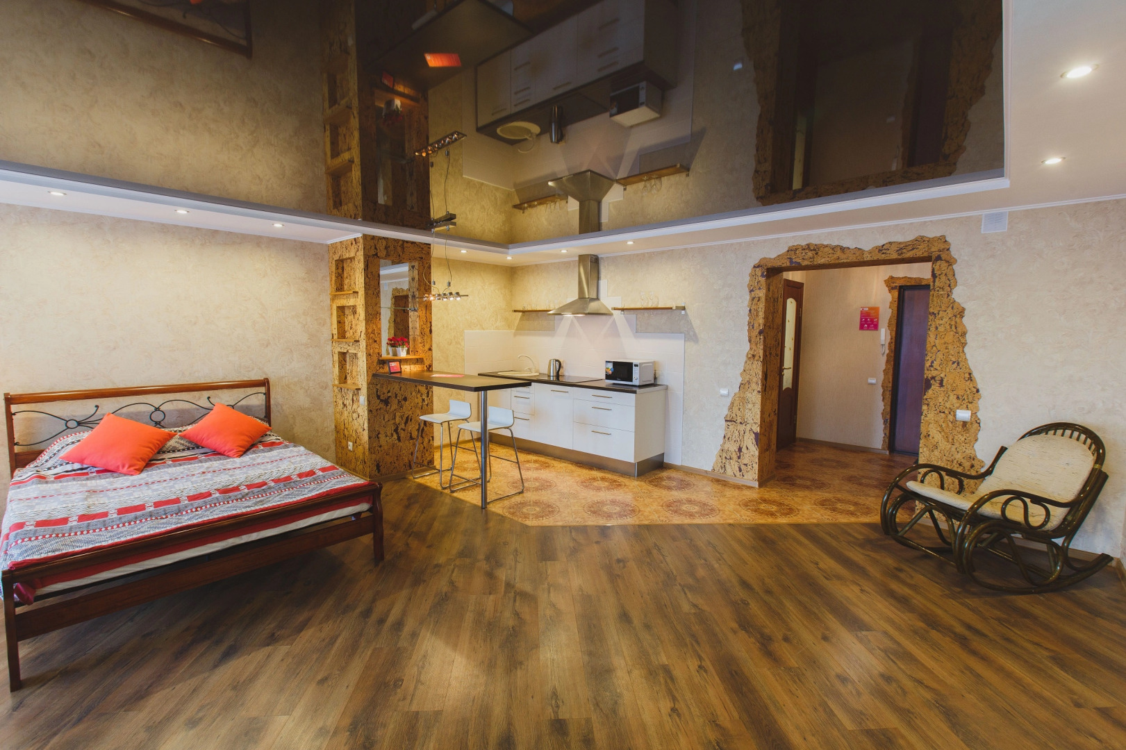 Апартаменты 9 Ночей  на Ленина 166