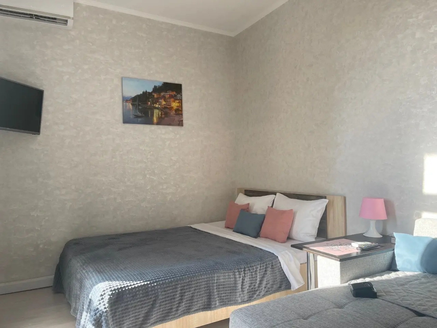 Апартаменты у пляжа Омега и парка Победы