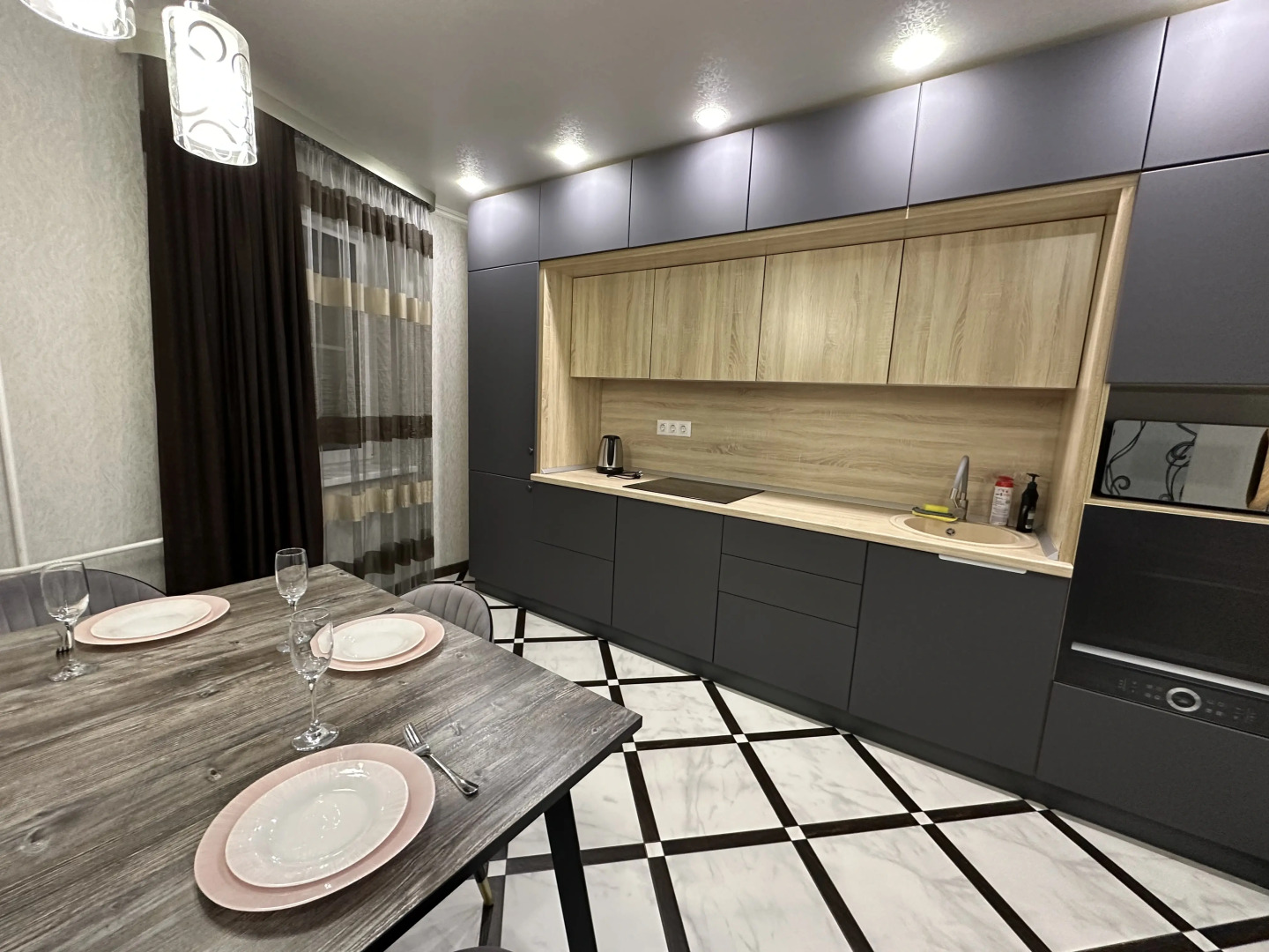 Квартира Двухкомнатная в Центр с Видом на Город