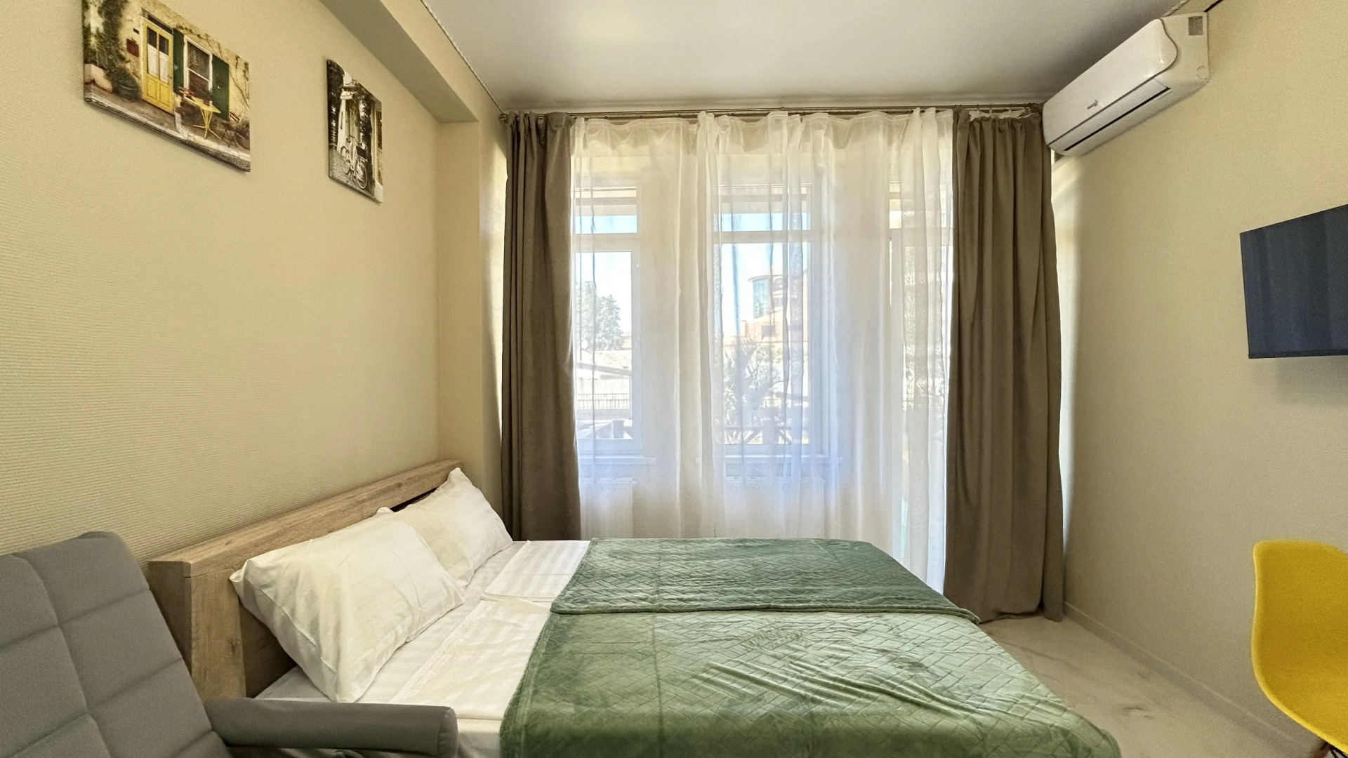 Квартира с террасой у моря