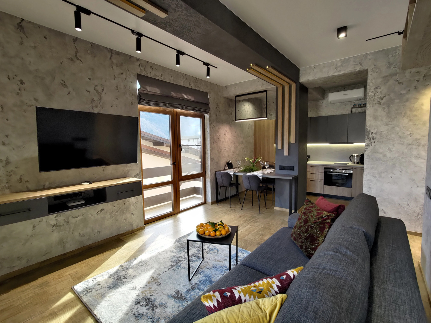 Апартаменты на Турчинского 73