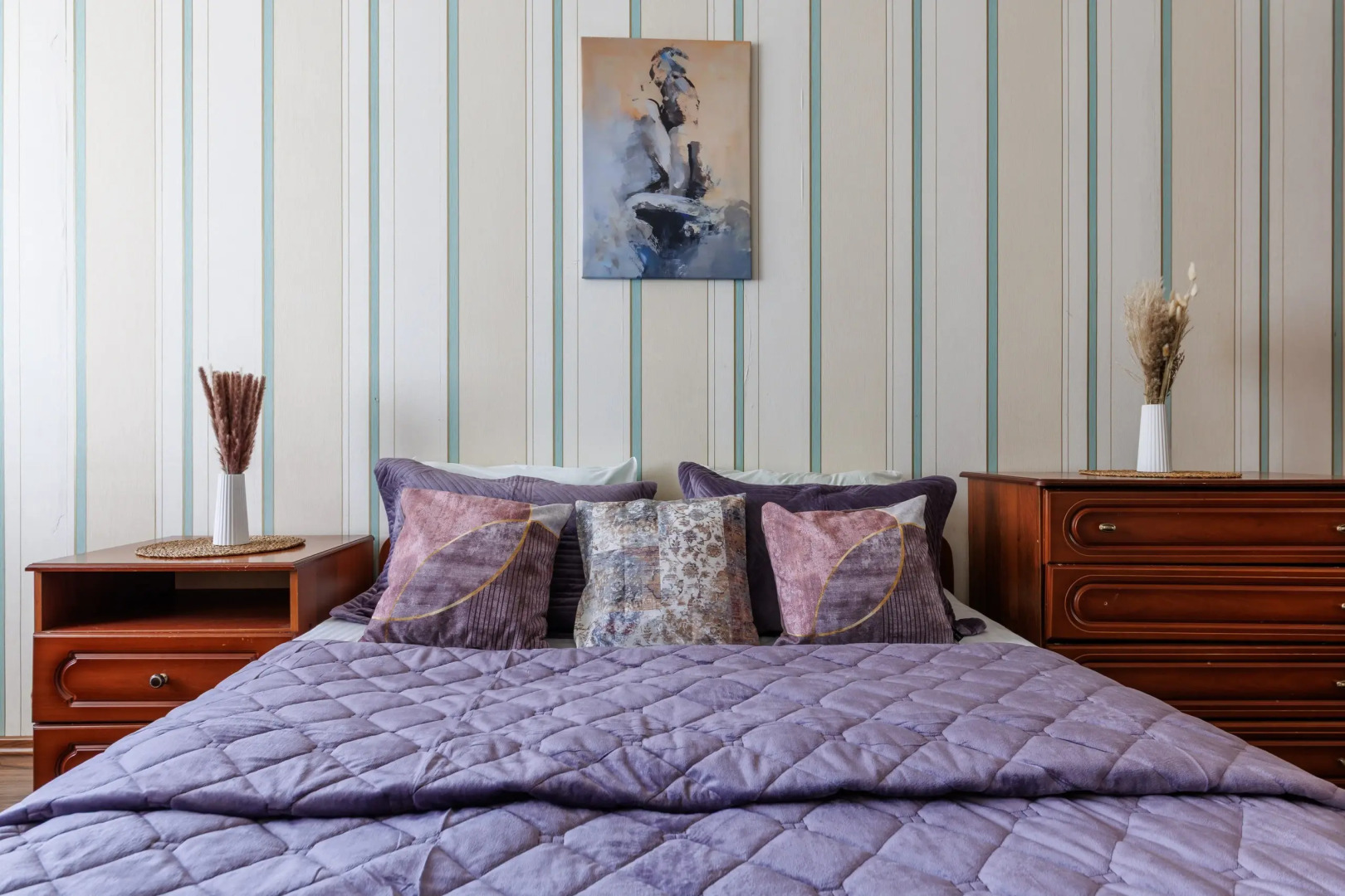 Апартаменты с 3 спальнями на Моисеенко 5 - 8 человек