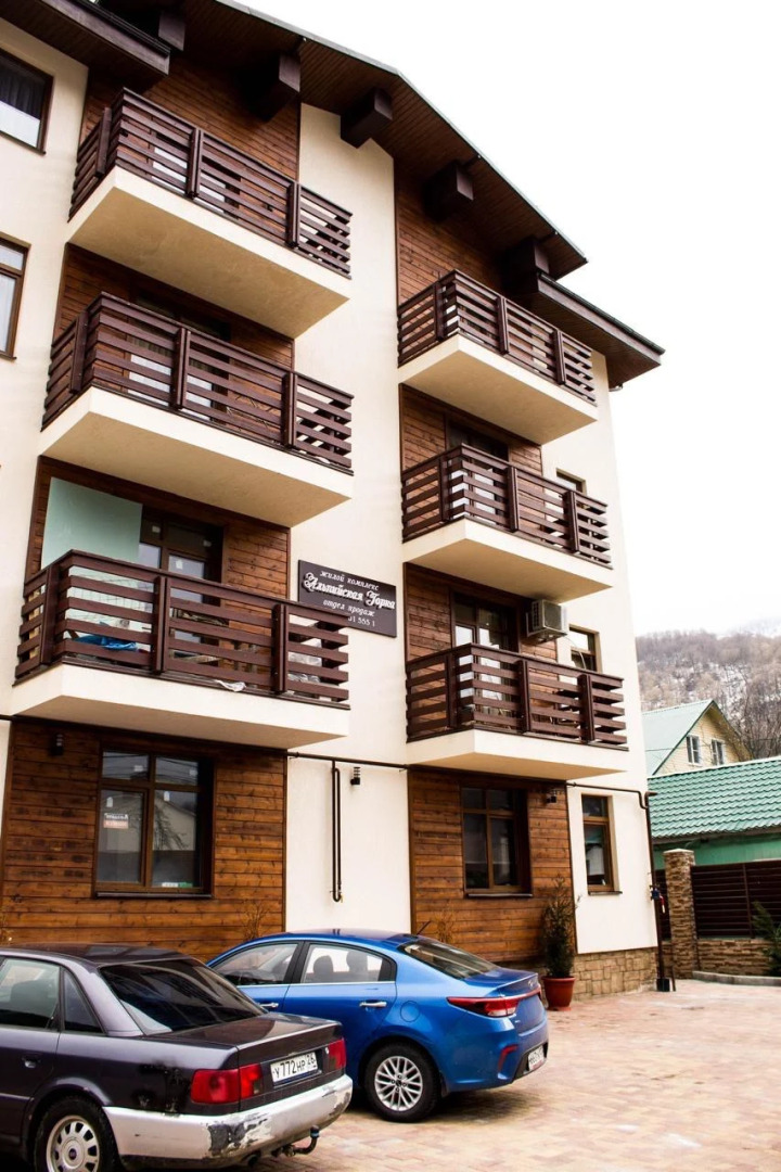 Апартаменты Дизайнерская студия около подъемника