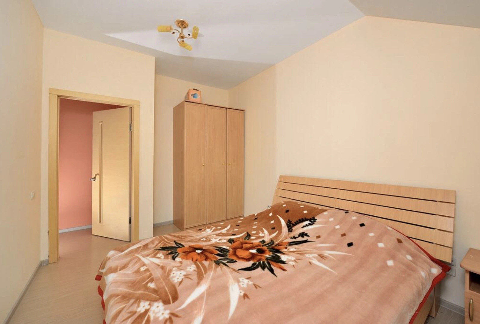 Частный Дом Таунхаус с Мангалом и Террасой