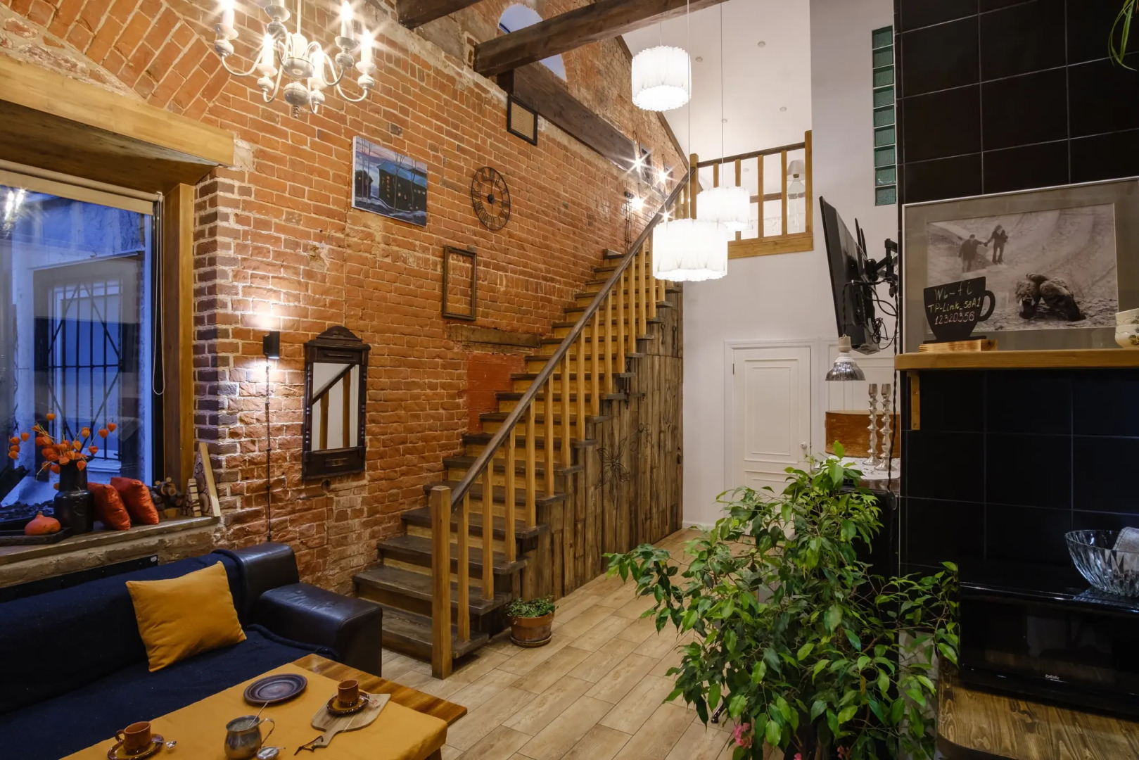 Апартаменты LOFT Холл у Кремля с четырьмя комнатами