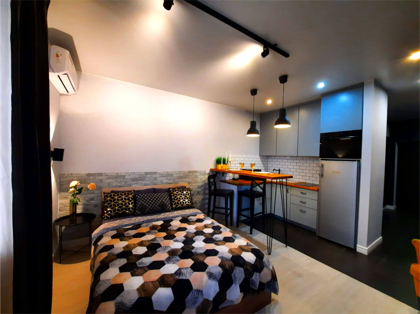 Апартаменты The Loft Уютная Студия у Метро Новокосино