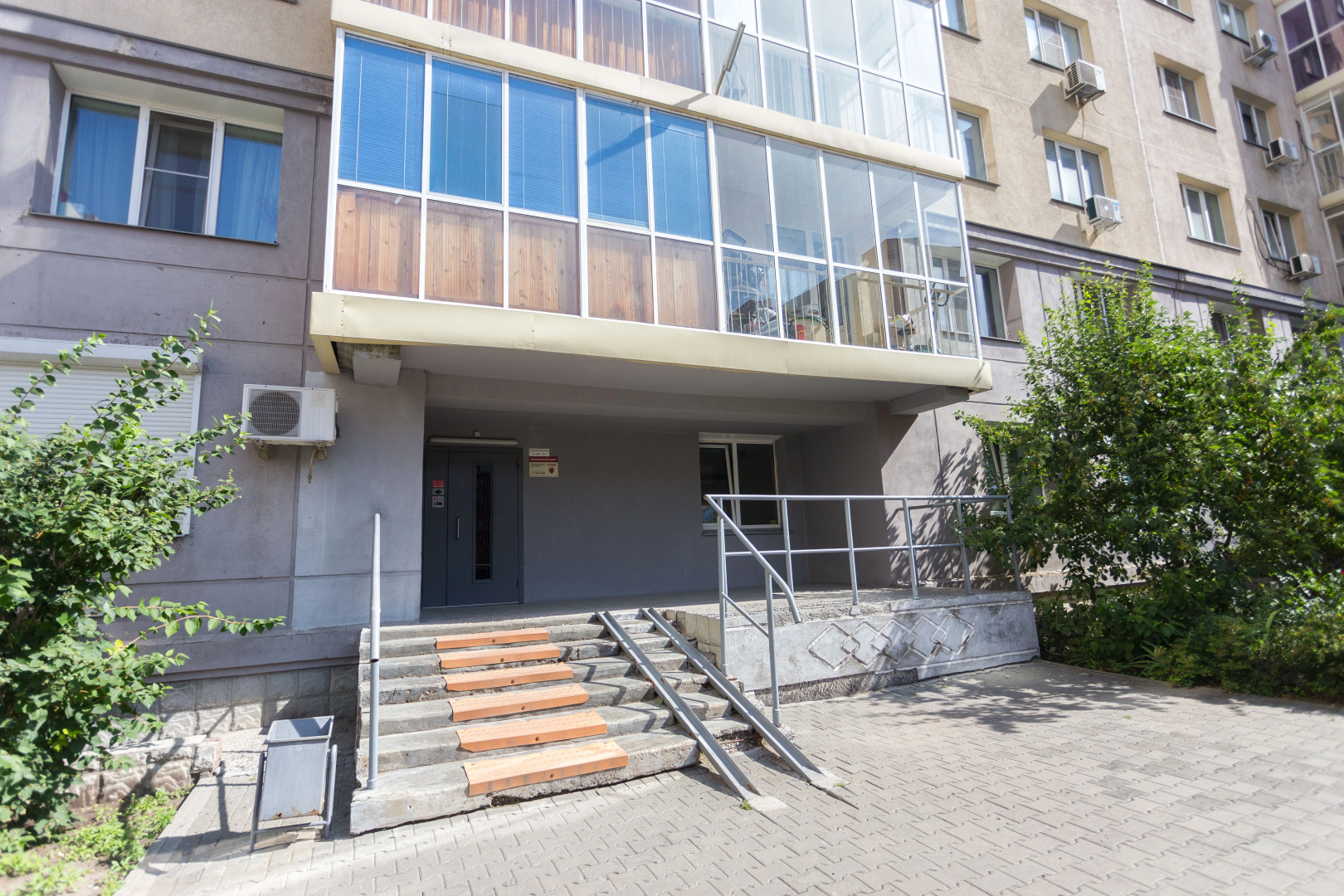 Апартаменты у метро Октябрьская