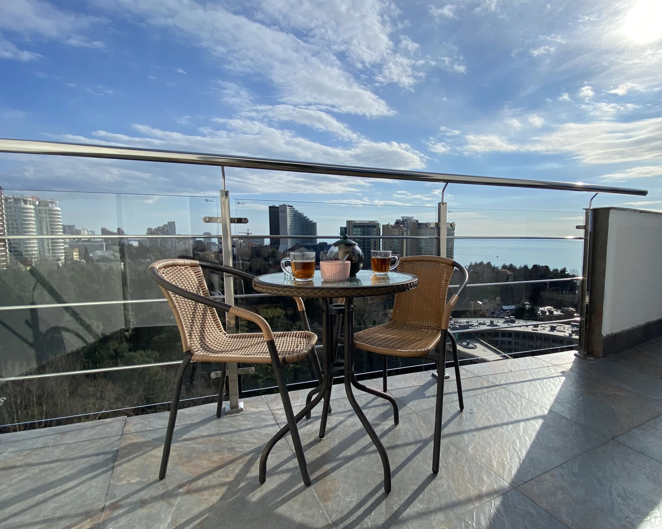 Апартаменты с Видом на Море и Город