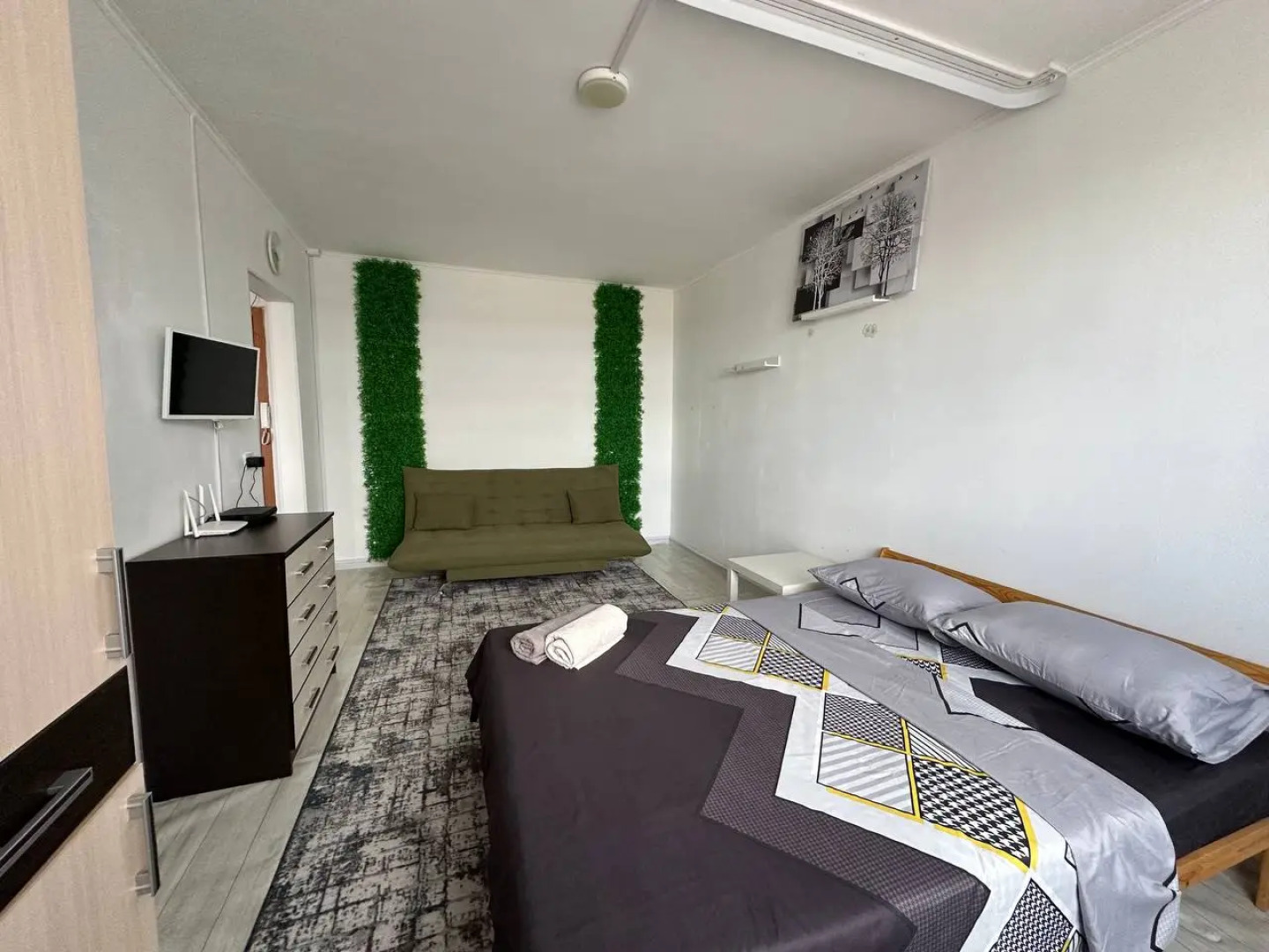 Квартира Однокомнатная на Геологоразведчиков 4